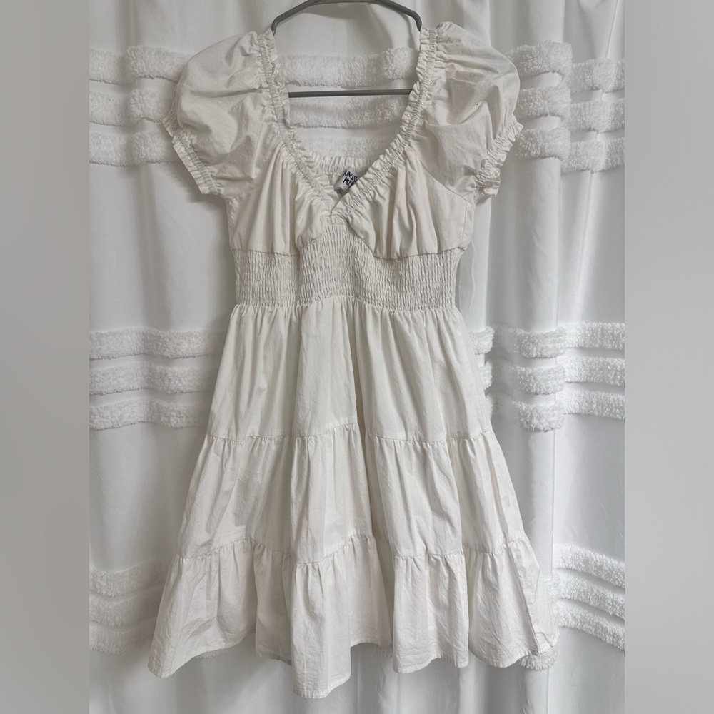 Princess Polly dress worn once for bridal shower 🤍
